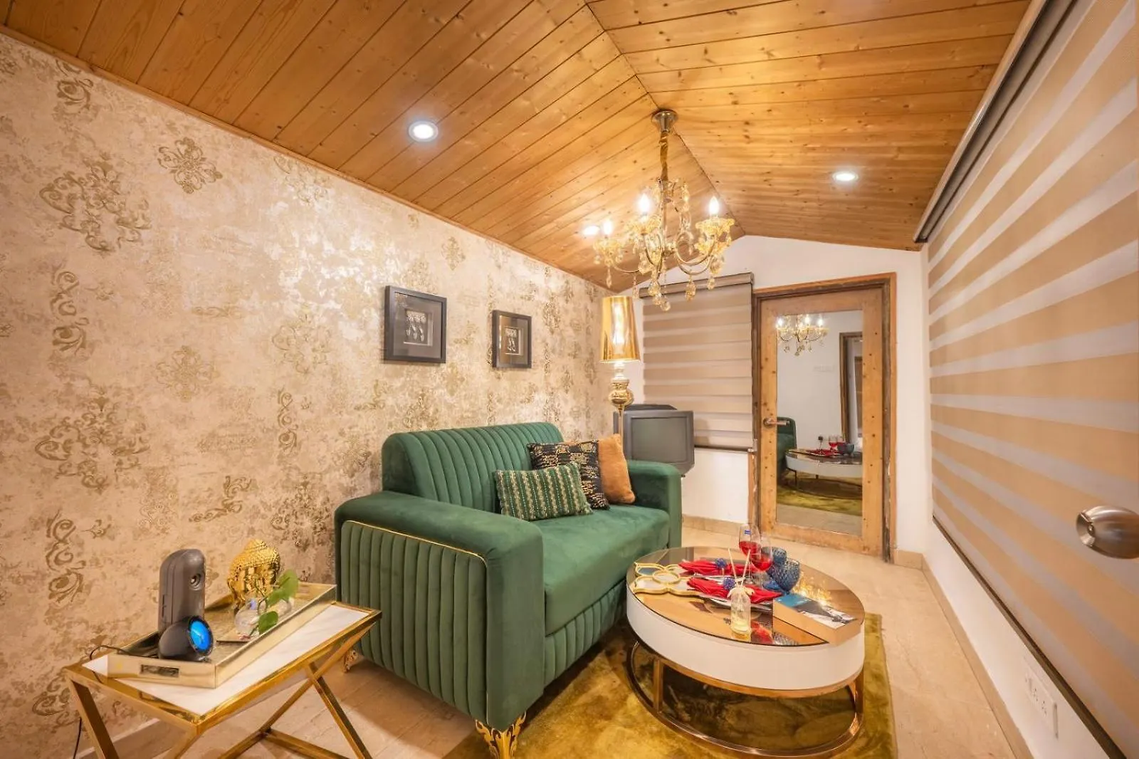 Anastasia Shimla Chalet