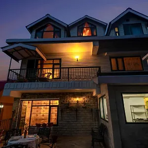 Alaya 5 Bhk With Hill View - Meridian Oak Villa